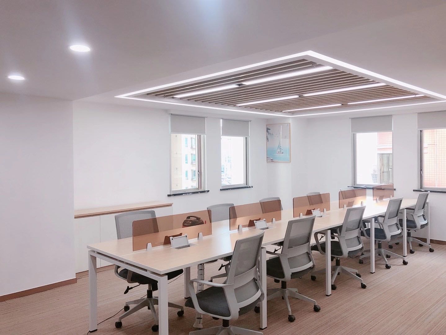 静安新时代大厦139平精装修带家具办公室出租